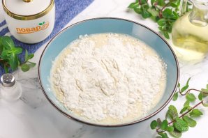 Блины с изюмом