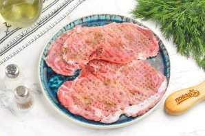Мясо по-французски в аэрогриле
