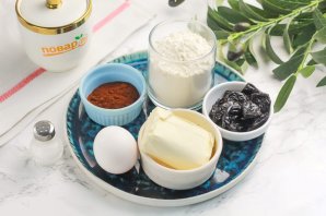 Шоколадное печенье с черносливом
