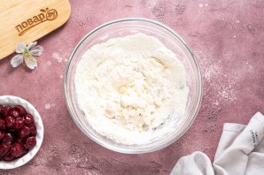 Вареники с тофу и вишней