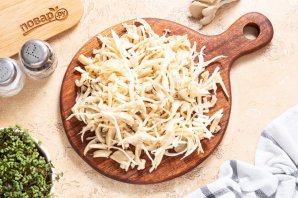 Картофель фаршированный вешенками