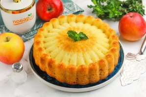 Сметанный пирог простой в духовке
