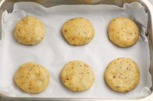 Песочное печенье с орехами