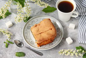 Шарлотка с щавелем