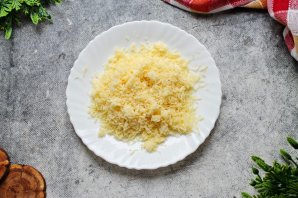 Мясо по-французски с помидорами и Ѽ?ыром