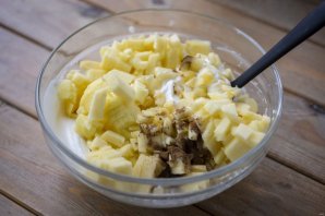 Тертый м?ирог с яблоками