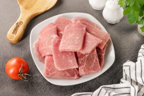 Картошка по-французски с помидорами