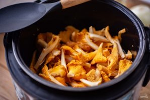 Лисички в мультиварке