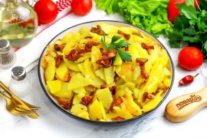 Лисички, жареные с картошкой